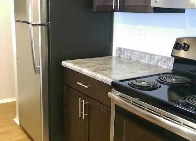 Property at Yahara Landing Apartments - 1818 Fordem Ave, Madison, WI, 53704, 2 beds, 2 baths, [object Object]