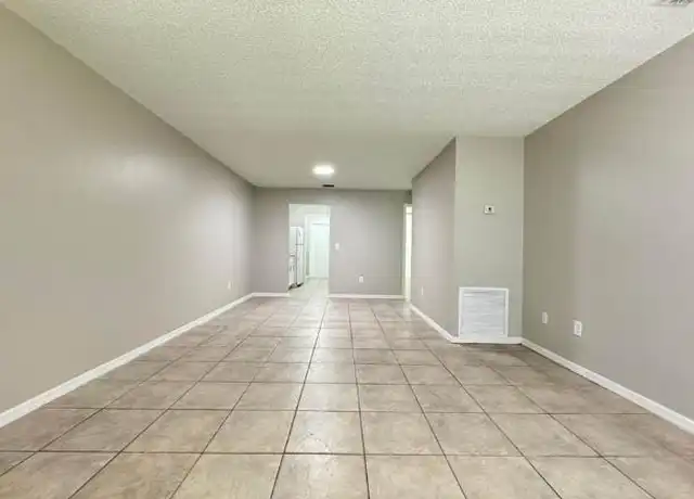 Property at 2212 Florida Dr, Deltona, FL, 32738, 3 beds, 2 baths, [object Object]