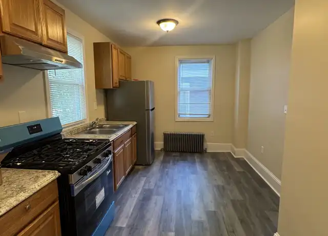 Property at 393 Orchard St Unit 2, New Haven, CT, 06511, 2 beds, 1 bath, [object Object]