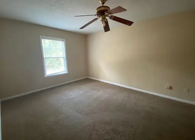 Property at 10 Robin Hood Rd, Statesboro, GA, 30458, 4 beds, 2.5 baths, [object Object]