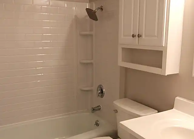Property at 538 Briarwood Rd, Venice, FL, 34293, 2 beds, 1.5 baths, [object Object]