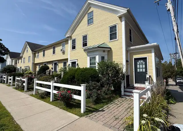Property at 678 Central Ave Unit 678-2, Dover, NH, 03820, 2 beds, 1 bath, [object Object]