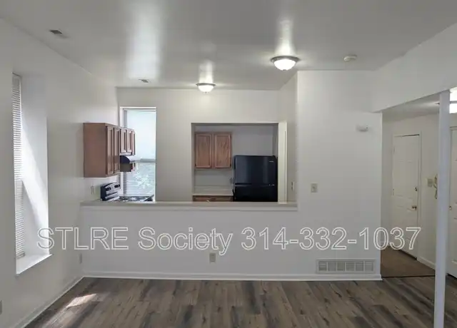 Property at 2707 Russell Blvd Unit C, St. Louis, MO, 63104, 2 beds, 1.5 baths, [object Object]