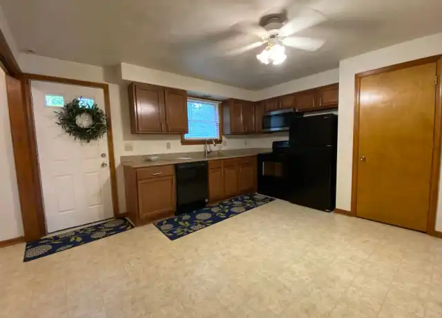 Property at 115 Edgewater Vlg Unit 09, Latrobe, PA, 15650, 2 beds, 1.5 baths, [object Object]