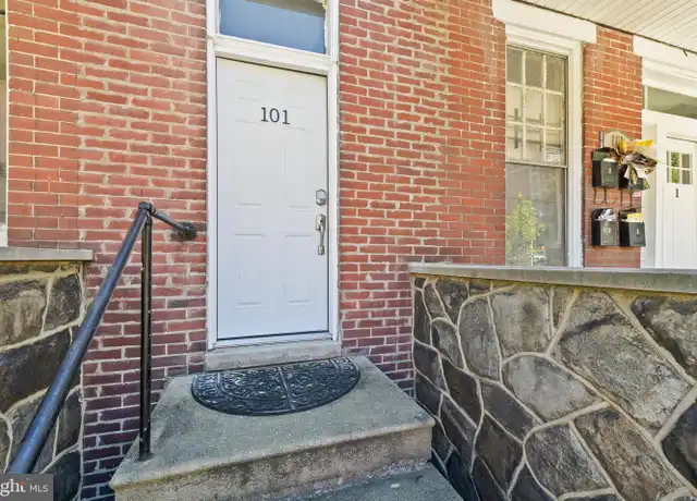 Property at 101 E 33rd St Unit 3, Baltimore, MD, 21218, 1 bed, 1 bath, [object Object]