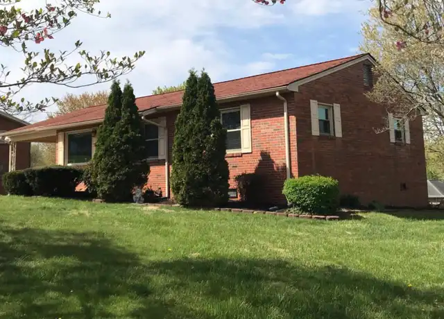Property at 1315 Ballard Rd, Johnson City, TN, 37604, 3 beds, 1.5 baths, [object Object]