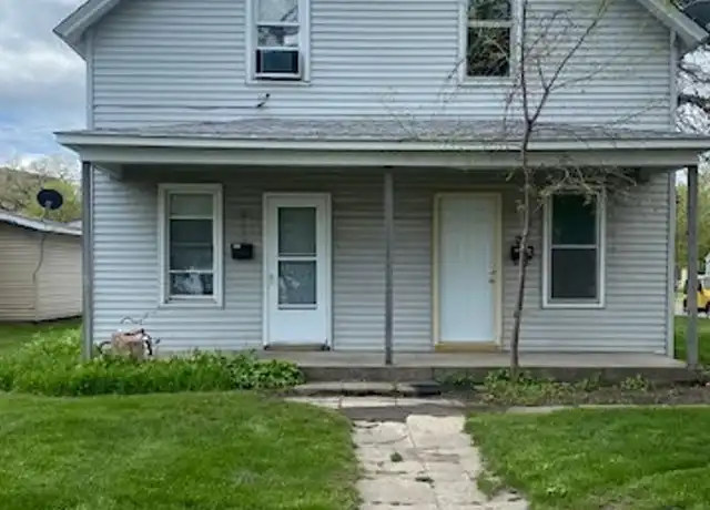 Property at 121 Wilson Ave NE, Saint Cloud, MN, 56304, 2 beds, 1 bath, [object Object]