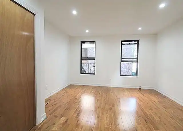 Property at 594 Morris Ave, Bronx, NY, 10451, 2 beds, 1 bath, [object Object]
