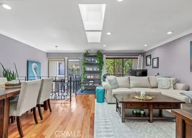 Property at 317 Dahlia Pl, Corona del Mar, CA, 92625, 2 beds, 2 baths, [object Object]
