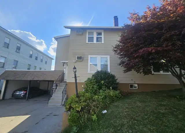 Property at 23 Liscomb St Unit 1, Worcester, MA, 01604, 2 beds, 1 bath, [object Object]