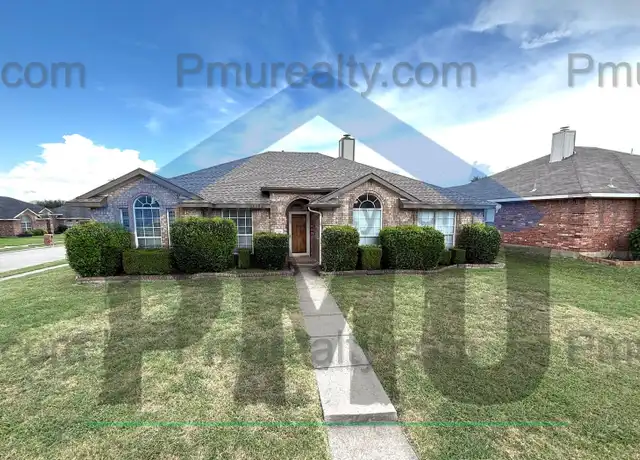 Property at 1558 Cardigan Ln, Lancaster, TX, 75134, 3 beds, 2 baths, [object Object]