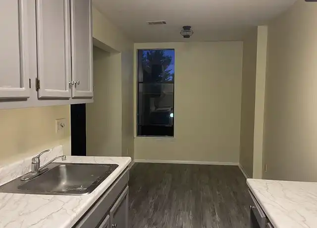 Property at 52 Shrewsbury Green Dr Unit 52J, Shrewsbury, MA, 01545, 1 bed, 1 bath, [object Object]