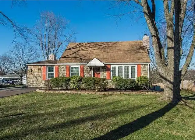 Property at 121 Oaklyn Ave, Norristown, PA, 19403, 3 beds, 2.5 baths, [object Object]