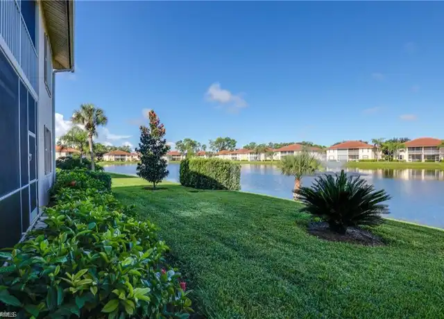 Property at 300 Robin Hood Cir #102, Naples, FL, 34104, 2 beds, 2 baths, [object Object]