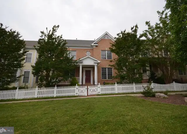 Property at 819 Royal Cres, Rockville, MD, 20850, 4 beds, 4.5 baths, [object Object]