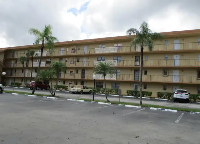 Property at 9273 SW 8th St #312, Boca Raton, FL, 33428, 2 beds, 2 baths, [object Object]