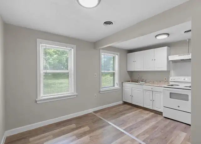 Property at 437 Jean Ave, Saint Louis, MO, 63135, 3 beds, 1 bath, [object Object]