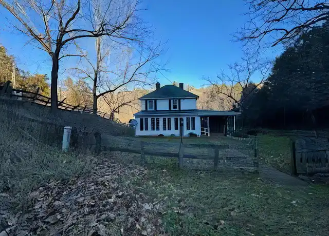 Property at 240 Crooked Run Rd, Boones Mill, VA, 24065, 4 beds, 2.5 baths, [object Object]