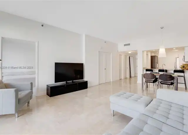Property at 201 Crandon Blvd #432, Key Biscayne, FL, 33149, 1 bed, 1.5 baths, [object Object]