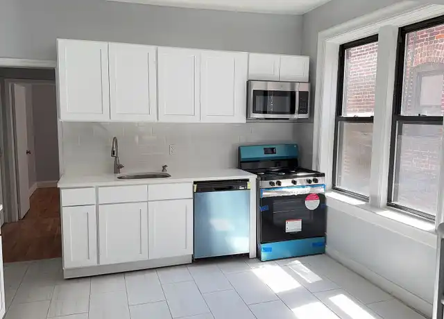 Property at 462 John F. Kennedy Blvd Unit 24, Bayonne, NJ, 07002, 2 beds, 1 bath, [object Object]