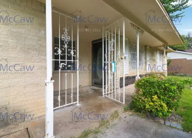 Property at 425 Highcrest Dr, Dallas, TX, 75232, 3 beds, 2 baths, [object Object]