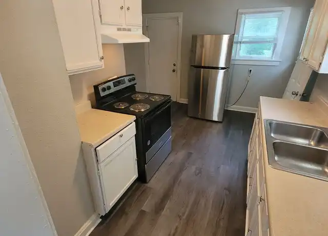 Property at 6808 S Benton Ave, Kansas City, MO, 64132, 3 beds, 1 bath, [object Object]