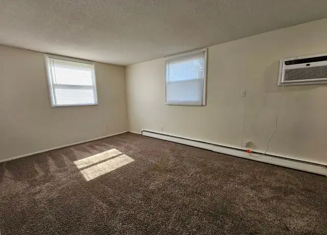 Property at 2131 Blairs Ferry Rd NE Unit 1, Cedar Rapids, IA, 52402, 2 beds, 1 bath, [object Object]