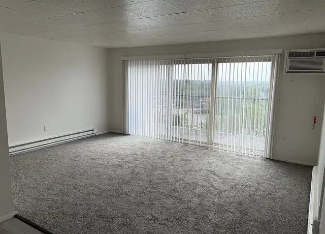 Property at Newton Tower - 370 Newton Cir, Akron, OH, 44305, 2 beds, 1 bath, [object Object]