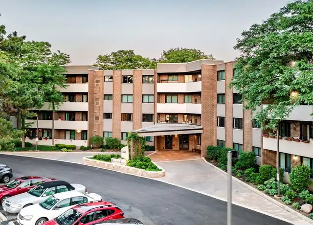 Property at 260 E Butterfield Rd Apt 114, Elmhurst, IL, 60126, 2 beds, 2 baths, [object Object]