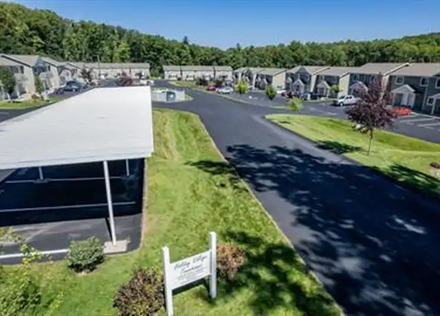 Property at 3835 Vale Dr, Traverse City, MI, 49686, 2 beds, 1.5 baths, [object Object]