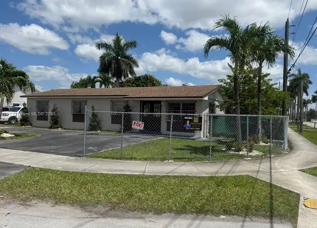 Property at 15201 SW 307th Rd Unit 15201, Homestead, FL, 33033, 4 beds, 2 baths, [object Object]