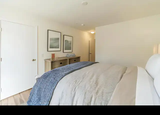 Property at 850 Hillcrest Green Dr NW Unit 901, Lawrenceville, GA, 30046, 2 beds, 2 baths, [object Object]