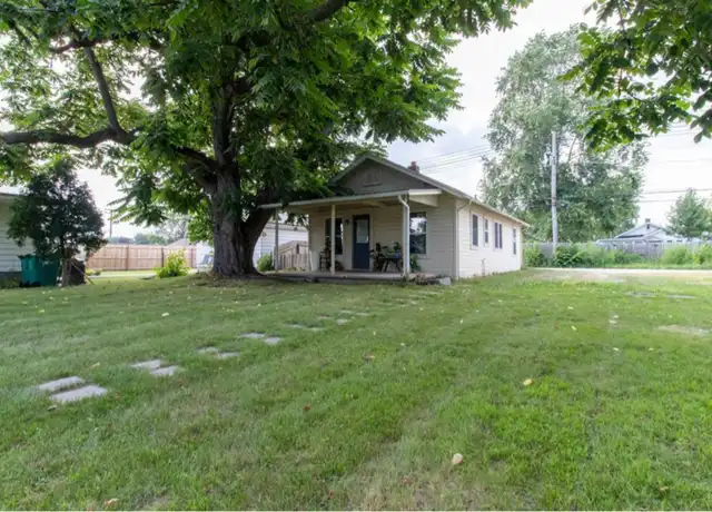 Property at 2022 Lincolnway E, Mishawaka, IN, 46544, 2 beds, 2 baths, [object Object]