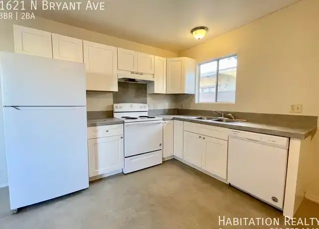 Property at 1621 N Bryant Ave, Tucson, AZ, 85712, 3 beds, 2 baths, [object Object]
