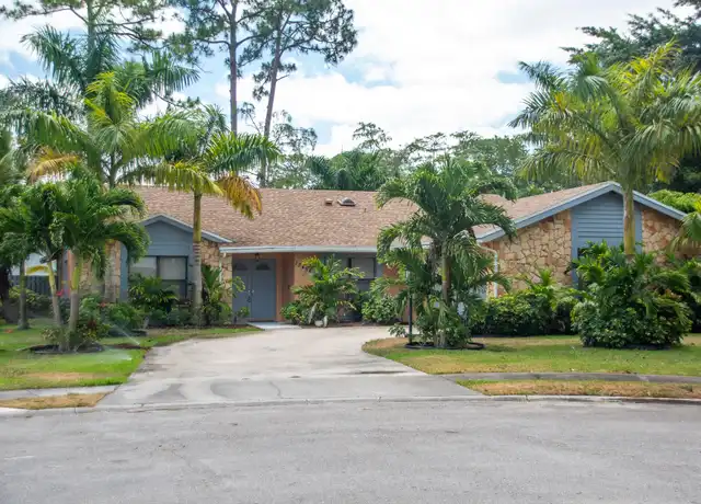 Property at 13484 Jonquil Ct, Wellington, FL, 33414, 4 beds, 2 baths, [object Object]