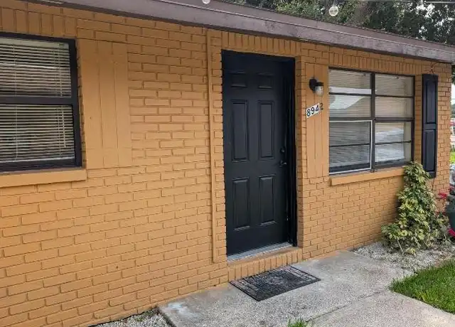 Property at 8942 Temple Terrace Hwy, Temple Terrace, FL, 33637, 2 beds, 1 bath, [object Object]
