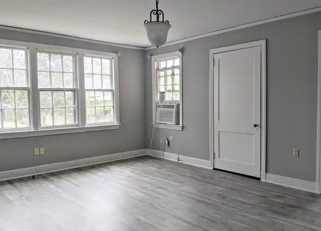 Property at 706 Adeline St Unit 6, Hattiesburg, MS, 39401, 1 bed, 1 bath, [object Object]
