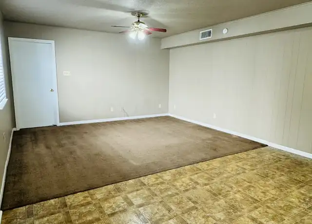 Property at 101 1st Ave Unit 5, Nederland, TX, 77627, 2 beds, 2 baths, [object Object]