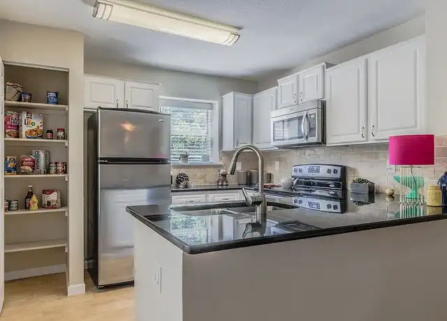 Property at Canterbury Courts - 2600 E Renner Rd, Richardson, TX, 75082, 1-3 bed, 1-2 bath, [object Object]