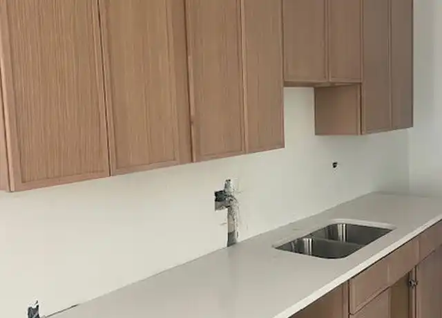 Property at 2301 N Leavitt St Unit 2RF, Chicago, IL, 60647, 3 beds, 1 bath, [object Object]