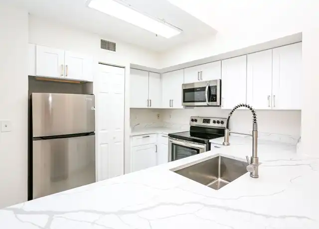 Property at 1265 Wildwood Lakes Blvd Apt 306, Naples, FL, 34104, 2 beds, 2 baths, [object Object]