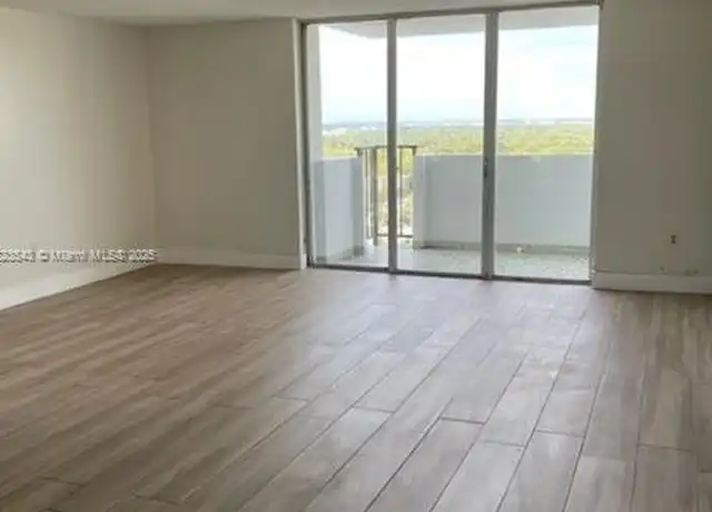 Property at 2750 NE 183rd St #2504, Aventura, FL, 33160, 2 beds, 2 baths, [object Object]