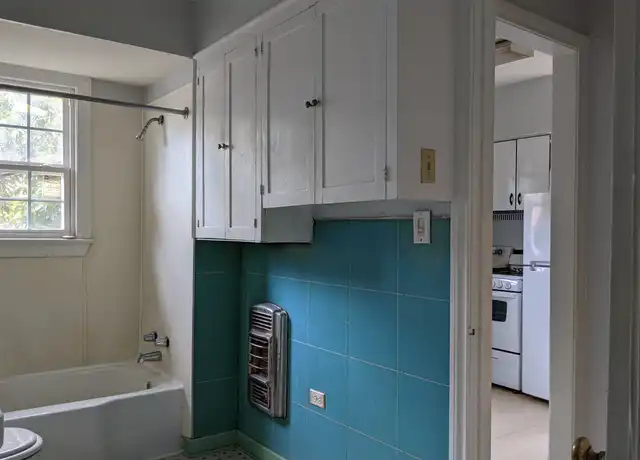 Property at 706 Adeline St Unit 8, Hattiesburg, MS, 39401, 1 bed, 1 bath, [object Object]