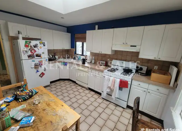 Property at 19 Estrella St Unit 3, Boston, MA, 02130, 2 beds, 1 bath, [object Object]