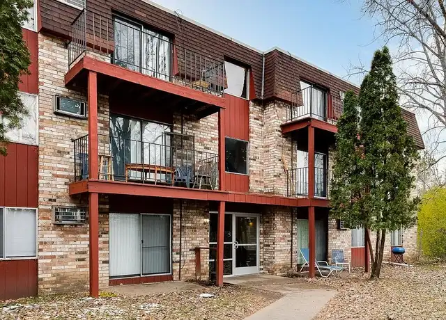 Property at 1841 Magnolia Ave E, Saint Paul, MN, 55119, 1-2 bed, 1 bath, [object Object]