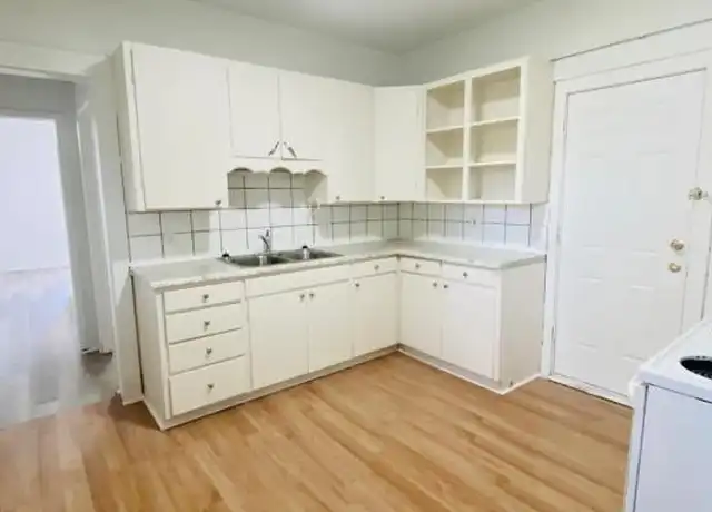 Property at 138 7th St Unit 5, Idaho Falls, ID, 83401, 3 beds, 1 bath, [object Object]