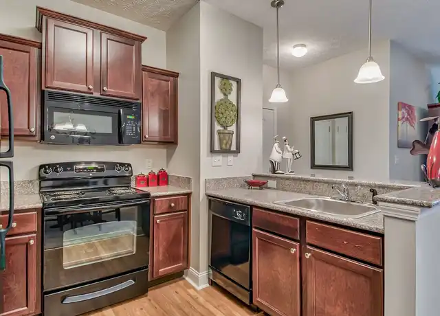 Property at 41 Addison Park Dr, Huntsville, AL, 35806, 1-3 bed, 1-2 bath, [object Object]
