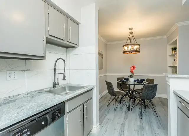 Property at 717 Ventura South Apartments - 717 Santa Rosa Dr, Oklahoma City, OK, 73139, 2 beds, 1.5 baths, [object Object]
