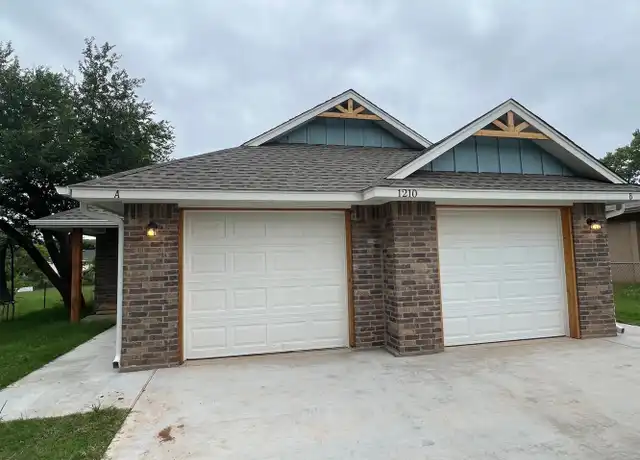 Property at 1210 SW New York Ave Unit A, Lawton, OK, 73501, 2 beds, 2 baths, [object Object]