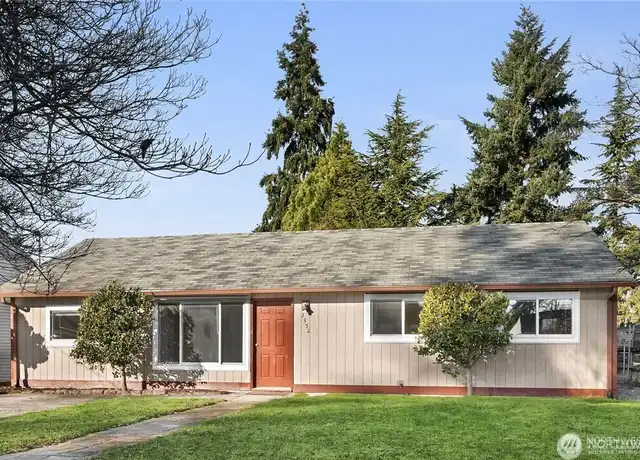 Property at 2352 N 193rd St, Shoreline, WA, 98133, 5 beds, 2 baths, [object Object]